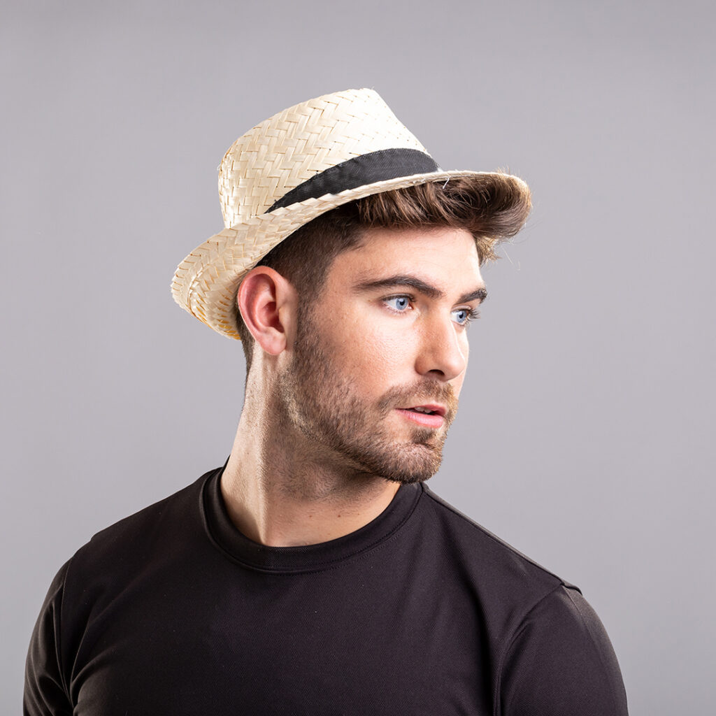 Chapeau personnalisable Chill en paille naturelle. 